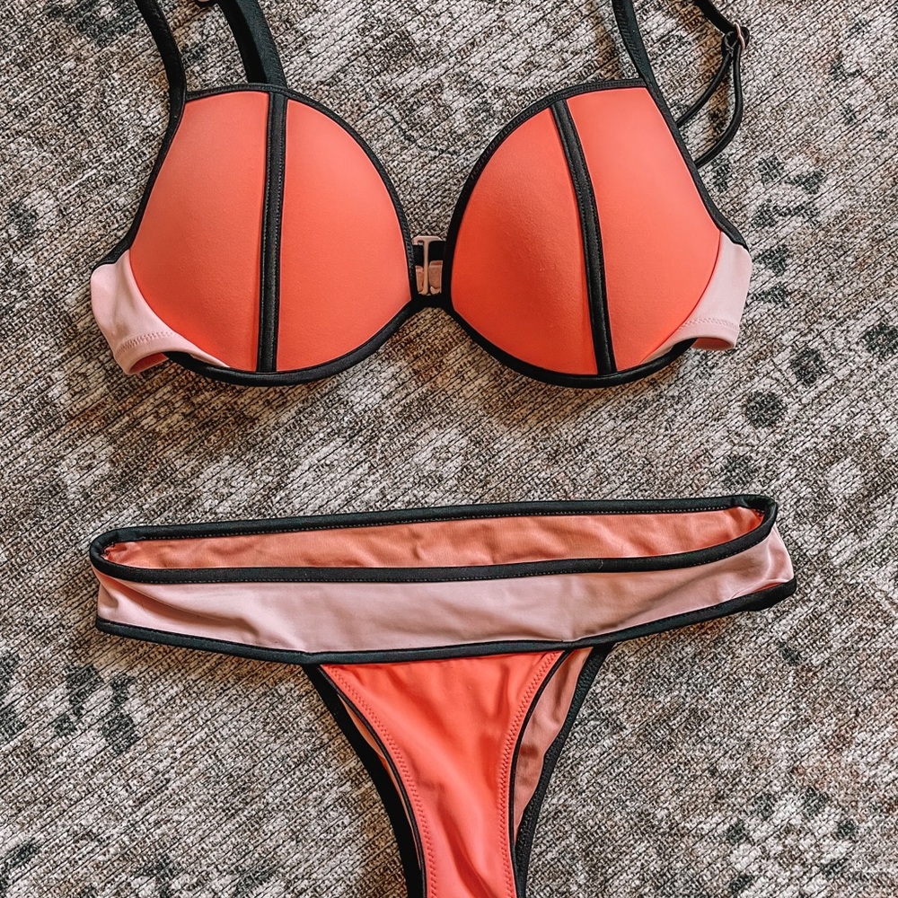 Victoria’s Secret pink bikini set